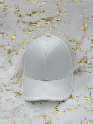 Elitecaps™ Minimal White Luxury Cap – Premium Designer Streetwear