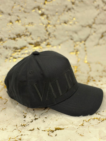 Elitecaps™ Valentino Black Signature Cap – Premium Luxury Streetwear